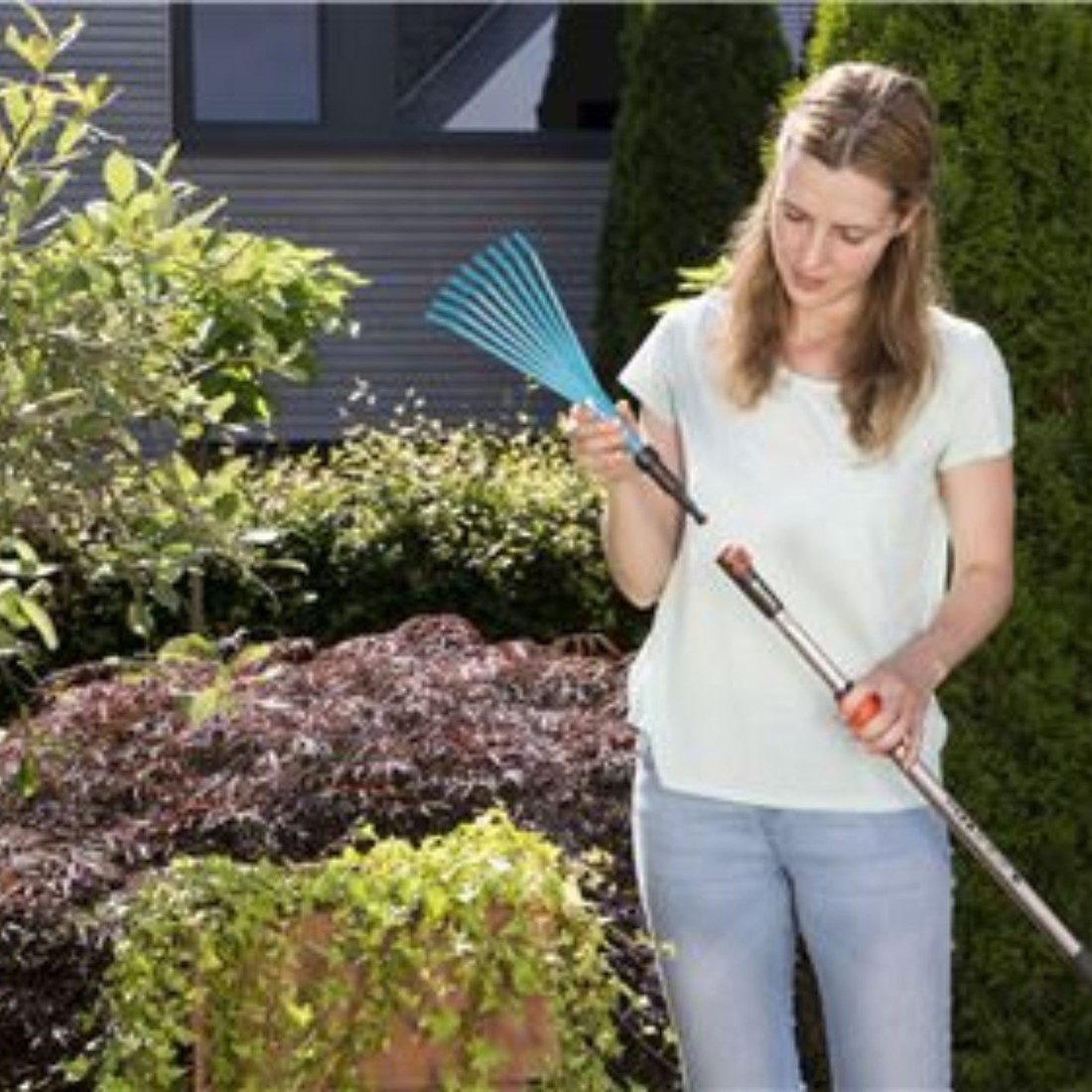 Buy Hand Rake 12Cm Combisystem Gardena online at Gardencentre Koeman