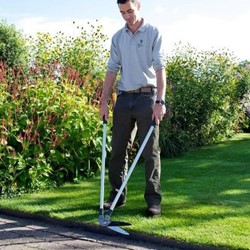 Edging shears, curved model - Burgon & Ball